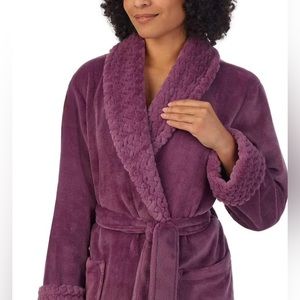 Carole Hochman ladies long plush wrap robe